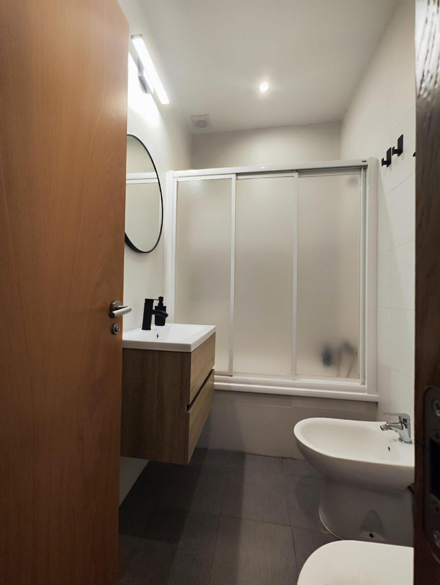 Suite Del Mercado Little Apartments カディス エクステリア 写真